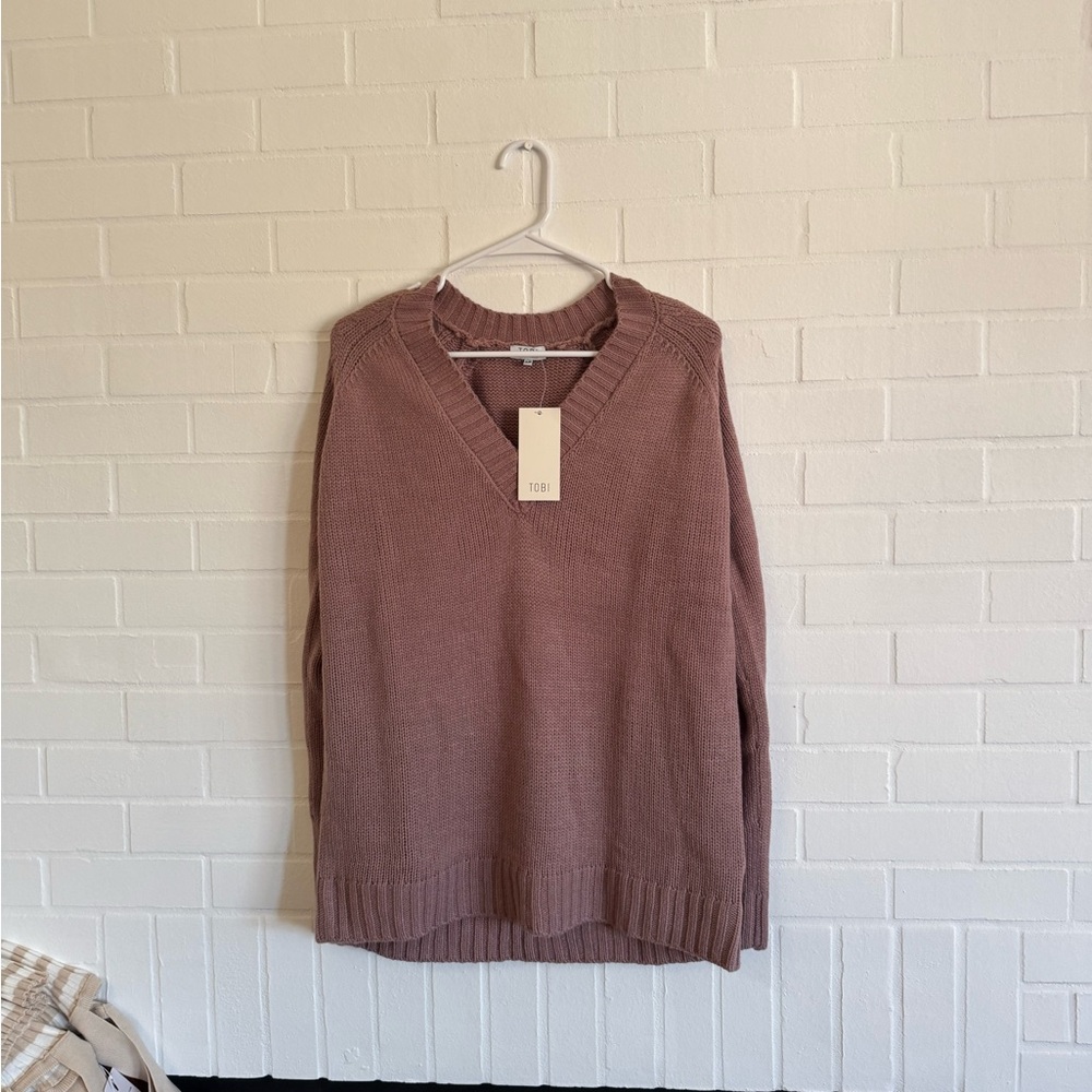 NWT TOBI Women's V-Neck Pink Sweater - Picture 2 of 6
